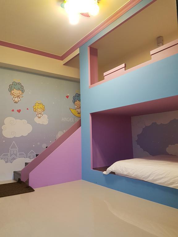 Childlike Innocence Homestay Hualien City Exterior photo
