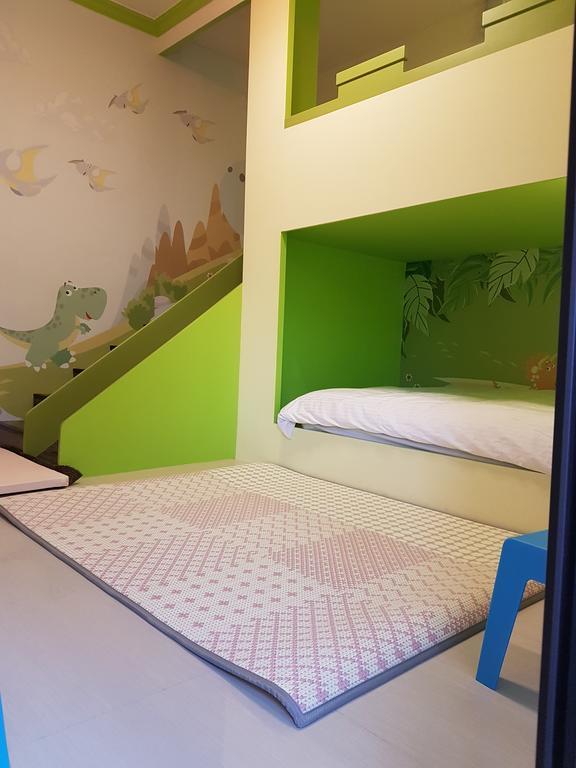 Childlike Innocence Homestay Hualien City Exterior photo