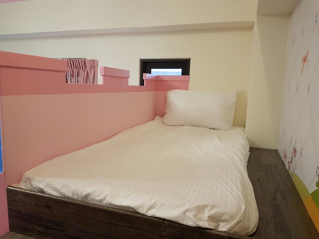 Childlike Innocence Homestay Hualien City Exterior photo