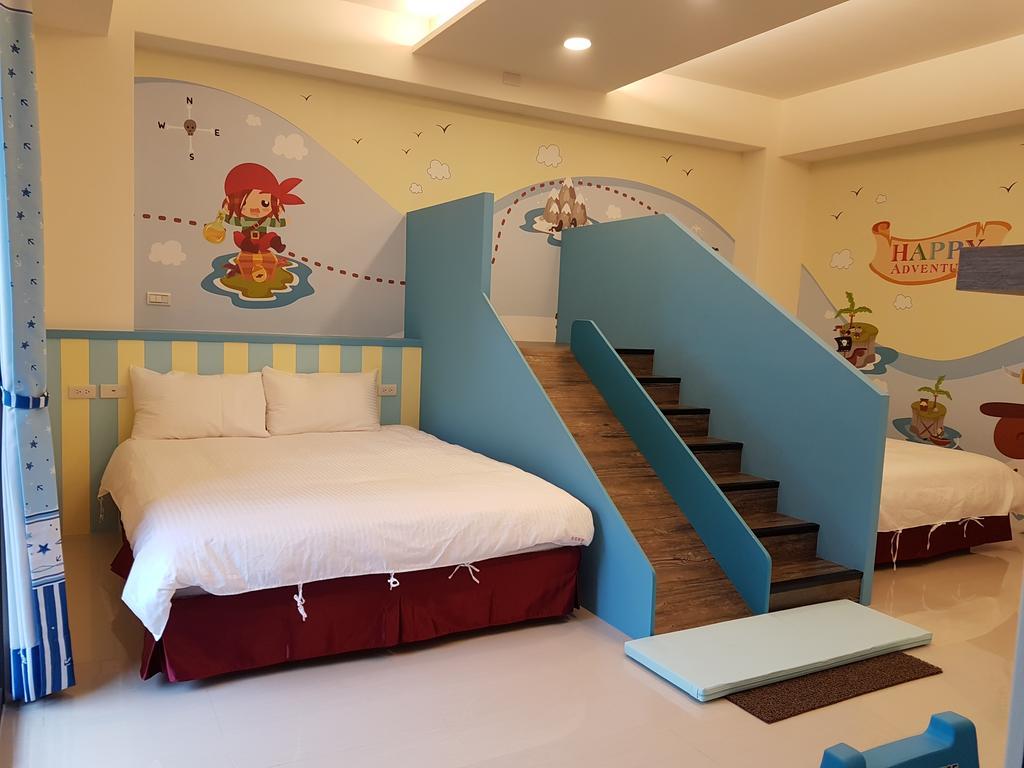 Childlike Innocence Homestay Hualien City Exterior photo