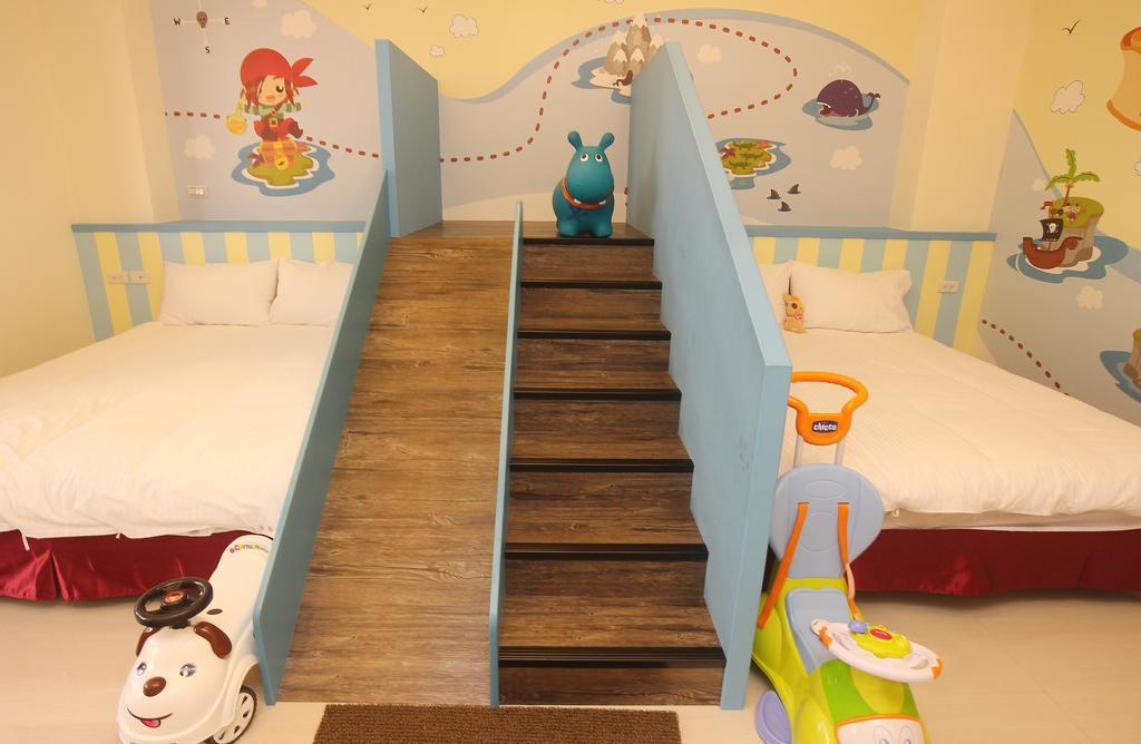Childlike Innocence Homestay Hualien City Exterior photo