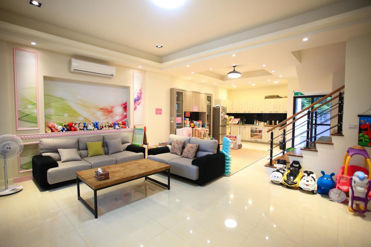 Childlike Innocence Homestay Hualien City Exterior photo