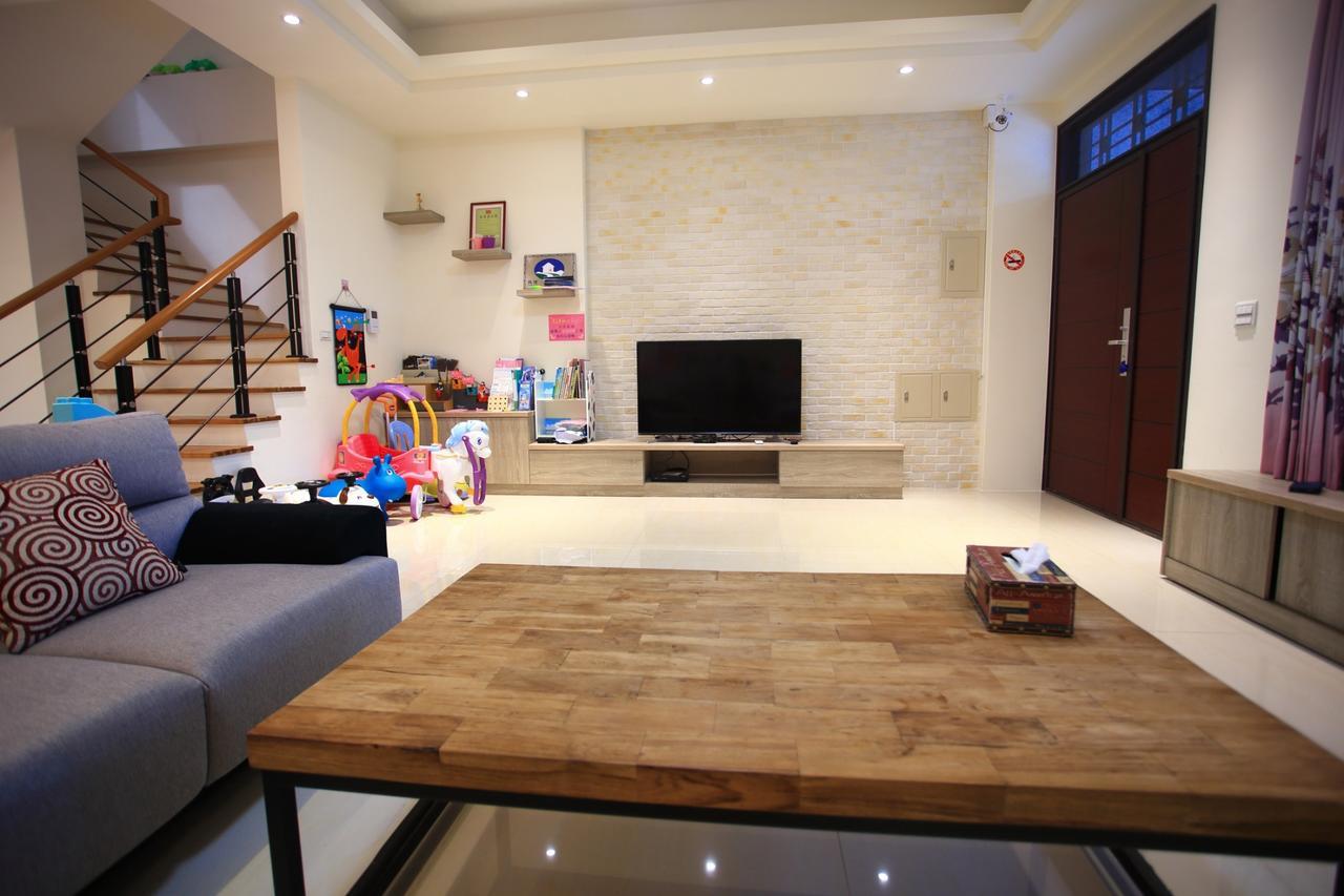Childlike Innocence Homestay Hualien City Exterior photo