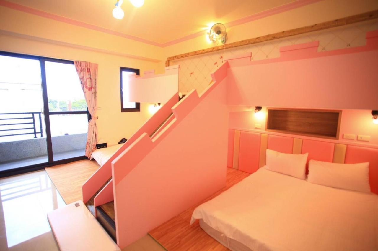 Childlike Innocence Homestay Hualien City Exterior photo